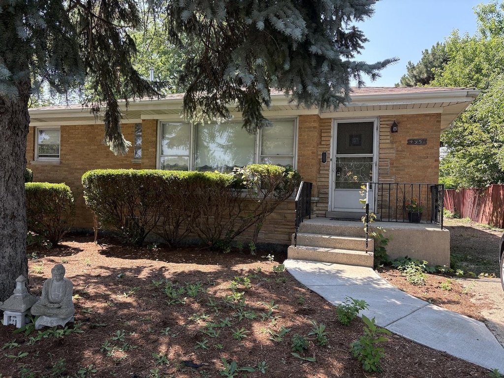 4951 Howard St, Skokie, IL 60077 - photo 1