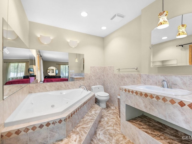 780 Chisholm Trl, Roselle, IL 60172 - full bathroom with a whirlpool tub, ensuite bathroom, recessed lighting, and vanity