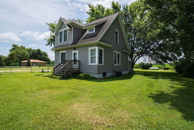 15313 Furrow Rd, Pekin, IL 61554 - view of front of house featuring a front yard and roof with shingles