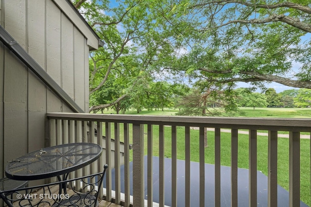 436 Shoreline Rd, Lake Barrington, IL 60010 - view of balcony