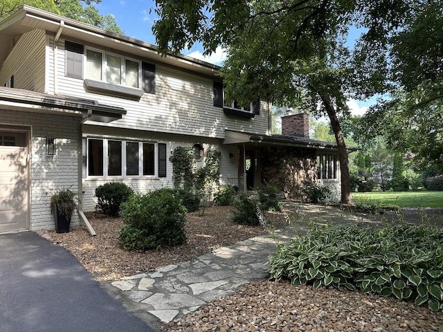 11649 S Walnut Ridge Dr, Palos Park, IL 60464 - view of front of home featuring a chimney