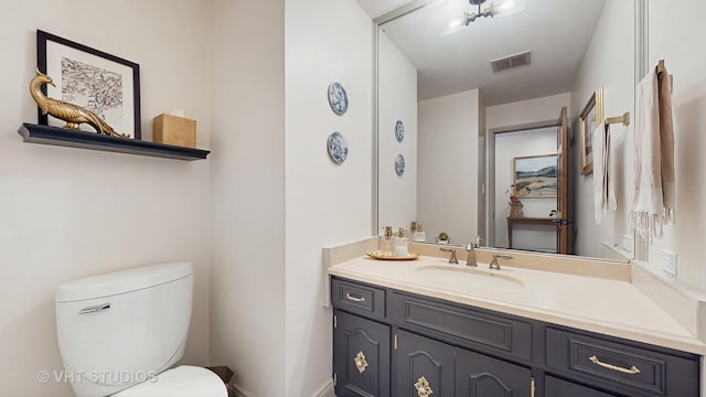 11649 S Walnut Ridge Dr, Palos Park, IL 60464 - half bath with toilet and vanity