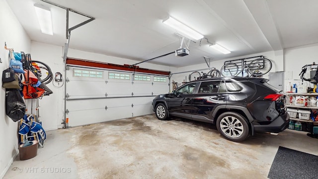 11649 S Walnut Ridge Dr, Palos Park, IL 60464 - garage with a garage door opener