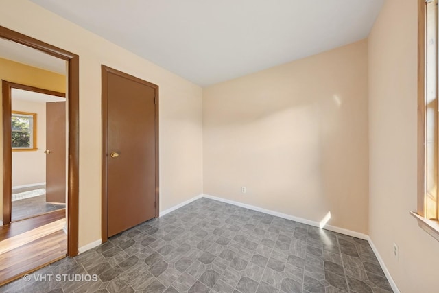 2140 Baker St, Aurora, IL 60506 - unfurnished room with baseboards