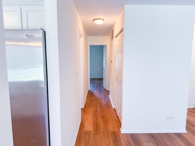 4640 Calvert Dr Unit B1, Rolling Meadows, IL 60008 - corridor with light wood-style floors