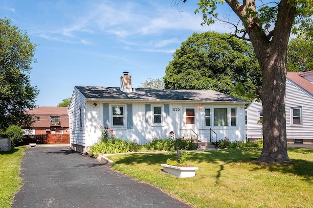 372 N Walnut Ave, Wood Dale, IL 60191 - photo 2