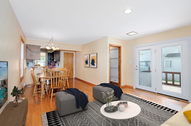 372 N Walnut Ave, Wood Dale, IL 60191 - photo 8
