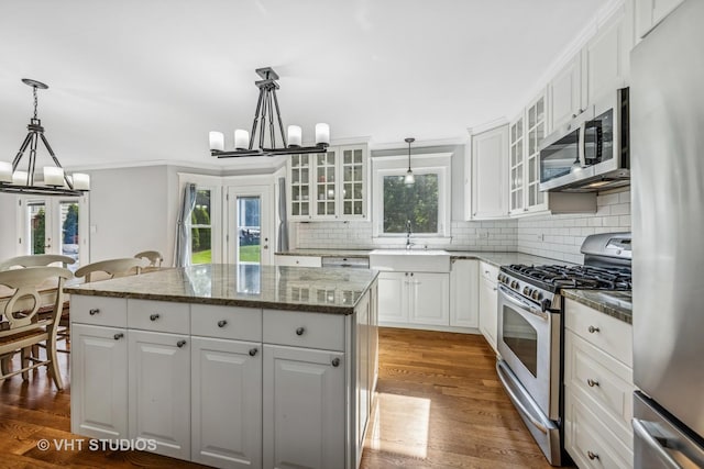 1609 N President St, Wheaton, IL 60187 - photo 13