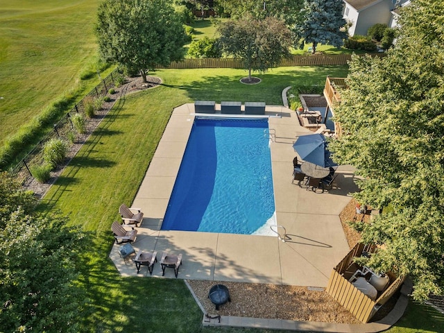 2913 Fox Creek Rd, Bloomington, IL 61705 - view of pool featuring a patio area and a fenced backyard