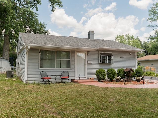 2 Sparrow Rd, Carpentersville, IL 60110 - photo 5