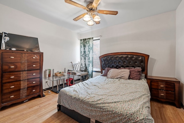 14505 Central Ct Unit Ph4, Oak Forest, IL 60452 - bedroom with light wood-style flooring and a ceiling fan