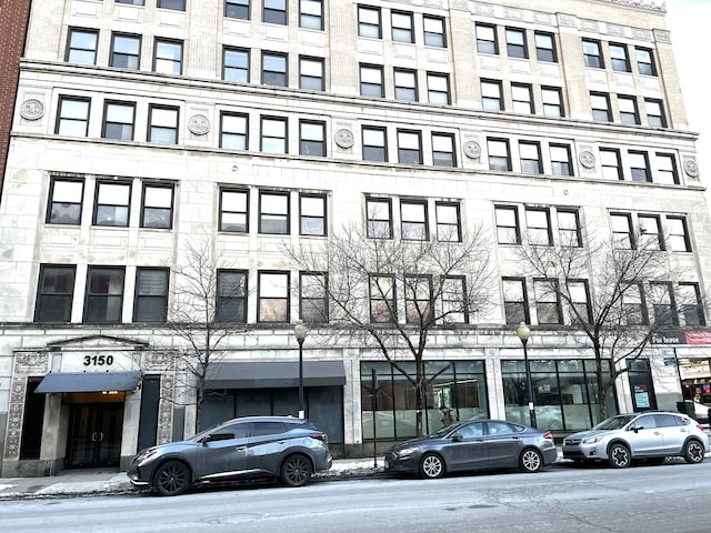3150 N Sheffield Ave Unit 612, Chicago, IL 60657 - photo 1