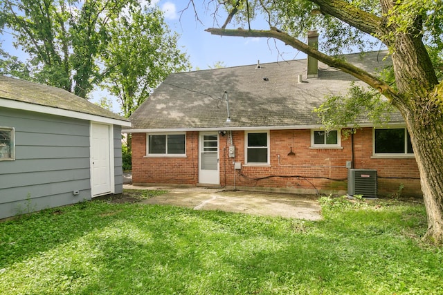 177 Frederick Dr, Chicago Heights, IL 60411 - photo 2