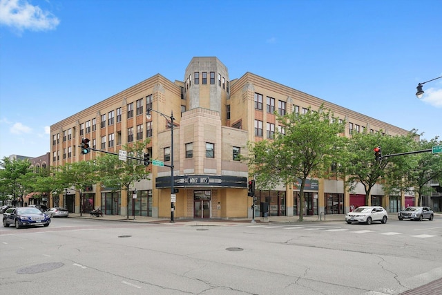 1645 W School St Unit 318, Chicago, IL 60657 - view of building exterior