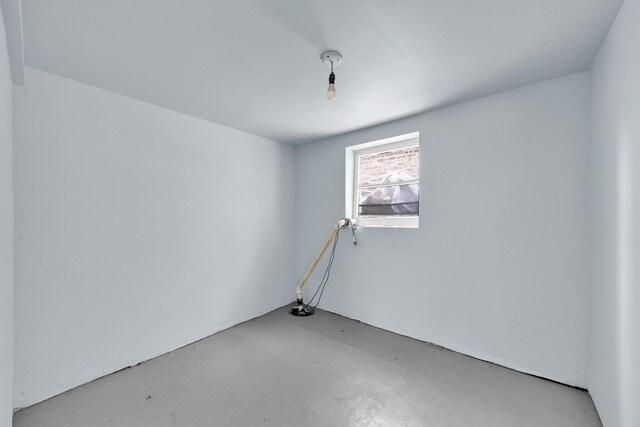 5322 W 22nd Pl, Cicero, IL 60804 - unfurnished room with concrete flooring
