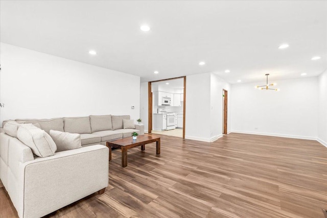 1220 Park Ave W Unit 123, Highland Park, IL 60035 - photo 4