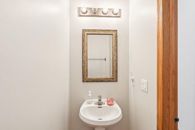 1271 Mcdole Dr, Sugar Grove, IL 60554 - bathroom featuring a sink