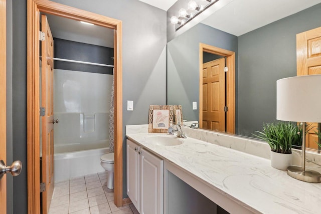 1271 Mcdole Dr, Sugar Grove, IL 60554 - bathroom featuring double vanity, shower / bath combination with curtain, and tile patterned flooring