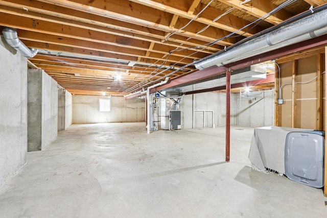 1271 Mcdole Dr, Sugar Grove, IL 60554 - unfinished below grade area featuring water heater