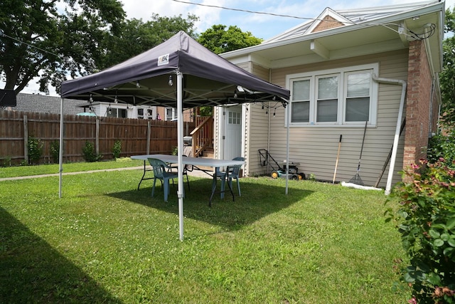 3321 W 71st St, Chicago, IL 60629 - view of yard