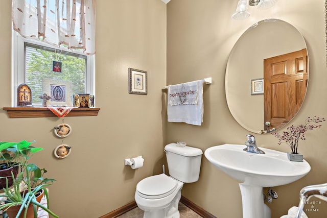 365 Oakmont Dr, Cary, IL 60013 - bathroom with baseboards and toilet