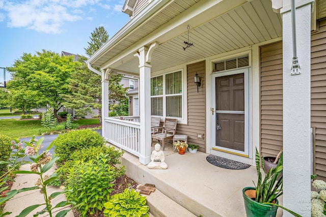 365 Oakmont Dr, Cary, IL 60013 - property entrance with covered porch