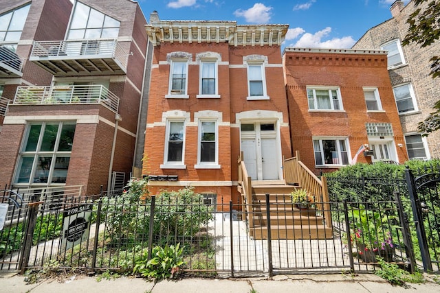 856 N Marshfield Ave, Chicago, IL 60622 - photo 1