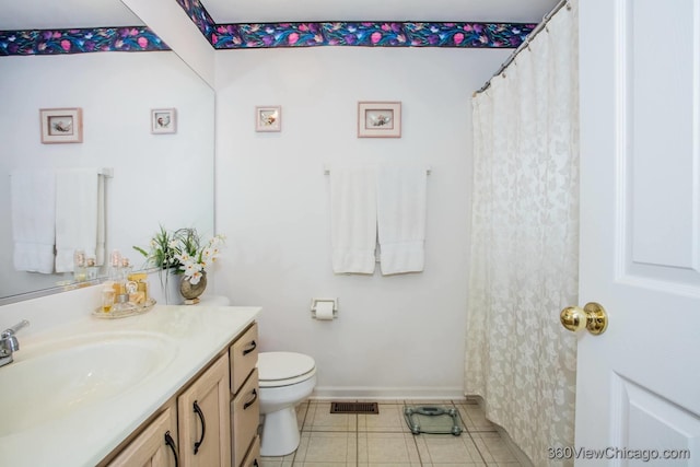 2325 N Lenox Ct, Round Lake Beach, IL 60073 - full bath with vanity and tile patterned floors