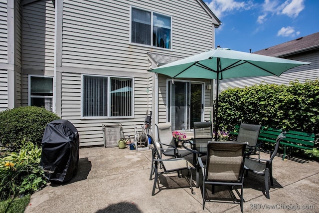 2325 N Lenox Ct, Round Lake Beach, IL 60073 - view of patio / terrace with area for grilling and outdoor dining area