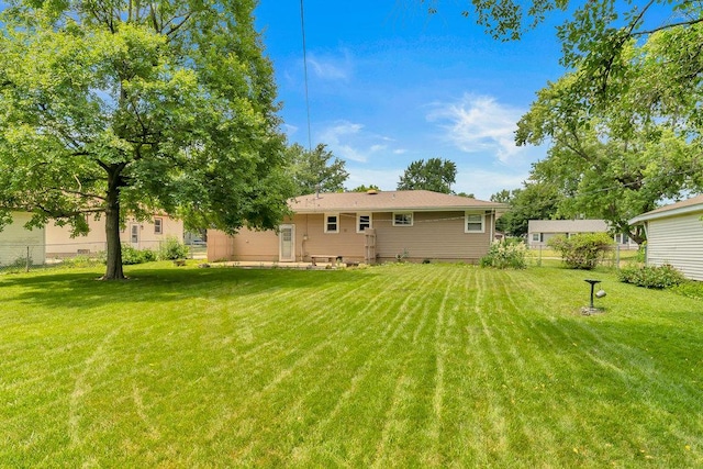 556 W River St, Bourbonnais, IL 60914 - back of property