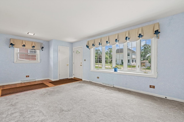 108 6th St, Downers Grove, IL 60515 - unfurnished room with plenty of natural light and carpet floors