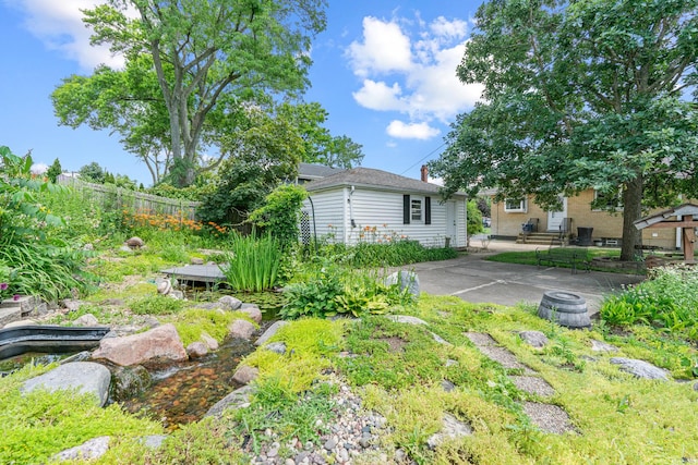 108 6th St, Downers Grove, IL 60515 - view of yard with a patio