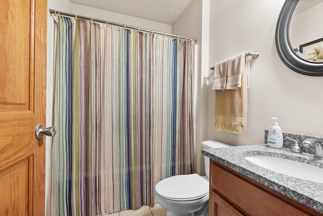 3034 Warwickshire Dr, Machesney Park, IL 61115 - bathroom featuring vanity and curtained shower
