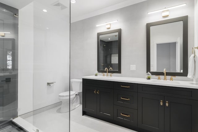 1116 W Addison St, Chicago, IL 60613 - full bathroom featuring double vanity, a tile shower, tile walls, and tile patterned flooring