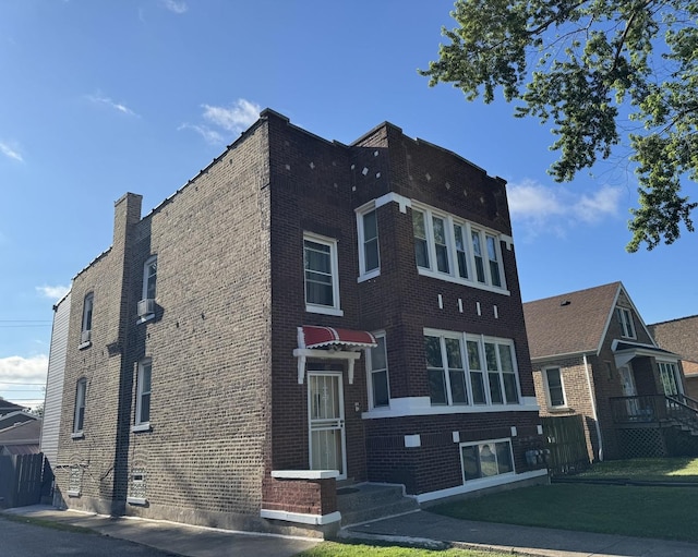13015 S Muskegon Ave, Chicago, IL 60633 - photo 2