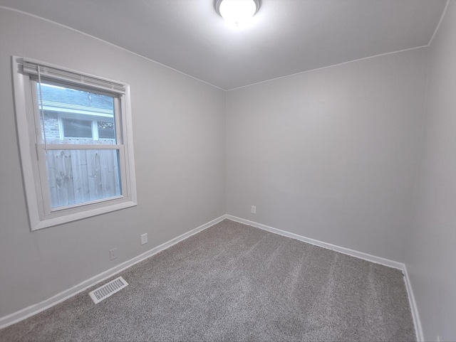 14610 Sawyer Ave, Midlothian, IL 60445 - unfurnished room with carpet flooring and baseboards