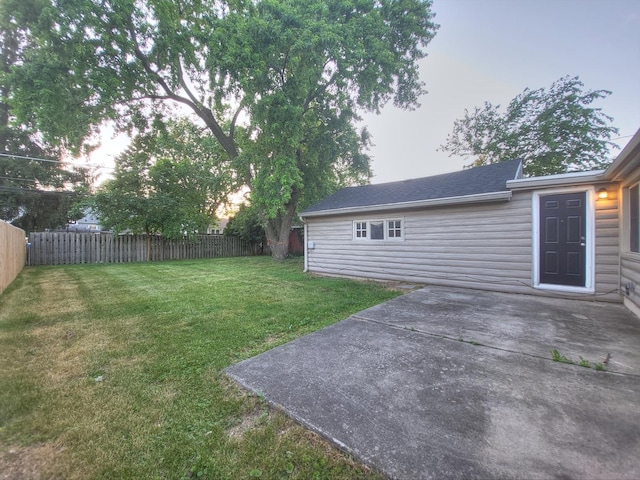 14610 Sawyer Ave, Midlothian, IL 60445 - view of yard with a patio area