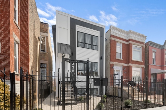 6530 S Champlain Ave, Chicago, IL 60637 - photo 2