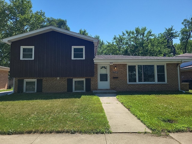 17148 Evans Dr, South Holland, IL 60473 - photo 1