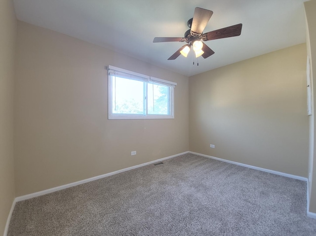 913 Dartmouth Ave, Matteson, IL 60443 - unfurnished room with carpet and a ceiling fan
