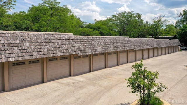 208 Kenston Ct Unit 208, Geneva, IL 60134 - view of garage
