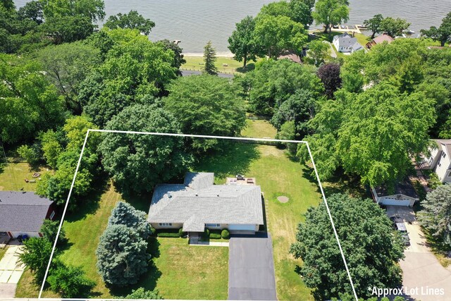 4725 Winnebago Dr, Wonder Lake, IL 60097 - aerial view of property's location featuring property boundaries highlighted