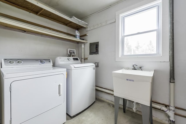 22271 W Terry Dr S, Lake Villa, IL 60046 - washroom featuring separate washer and dryer