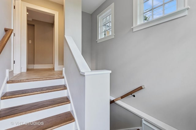 2539 Marcy Ave, Evanston, IL 60201 - view of stairs