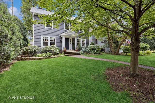 2539 Marcy Ave, Evanston, IL 60201 - colonial-style house with a front lawn