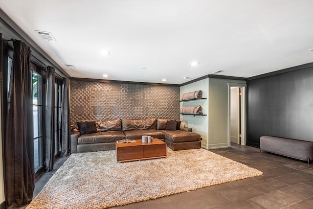 400 S Rose Ave, Park Ridge, IL 60068 - living room featuring baseboards and crown molding