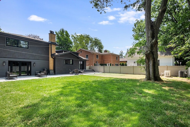 400 S Rose Ave, Park Ridge, IL 60068 - view of yard featuring a patio