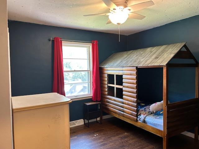 110 Shady Ln, Dixon, IL 61021 - bedroom featuring wood finished floors and a ceiling fan