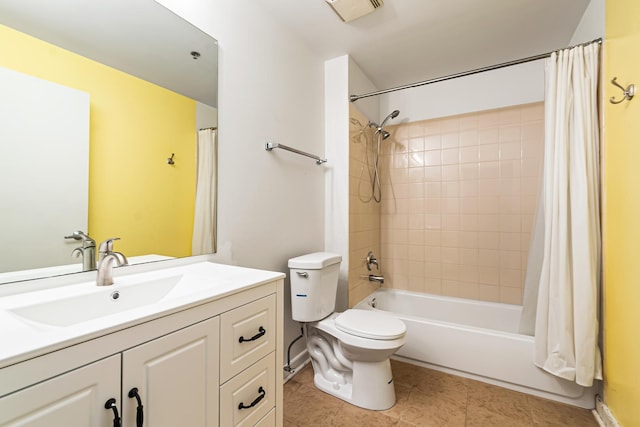 1305 S Michigan Ave Unit 807, Chicago, IL 60605 - full bathroom with vanity, shower / bath combo with shower curtain, and tile patterned floors
