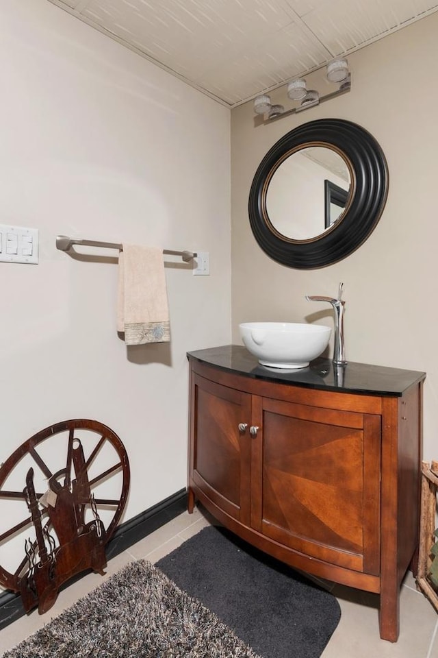 41W072 Bowes Rd, Elgin, IL 60124 - bathroom with vanity and baseboards